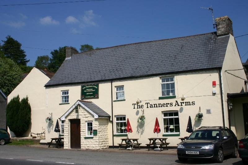 The Tanners Arms Hotel Devynock Luaran gambar